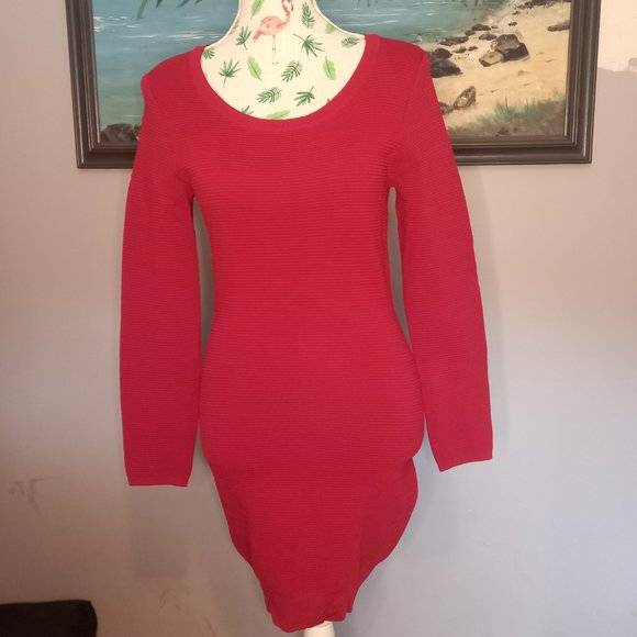 ❤️‍🔥2=$20 / 3=$25❤️‍🔥Miss Anne red long sleeve body con dress round neck - Picture 2 of 4